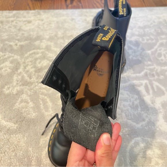 Dr. Martens 1460 women size 8 - Picture 8 of 10